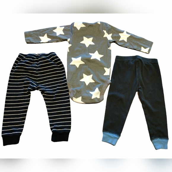 BOGO: Star Onesie & Pant Set - Picture 2 of 4